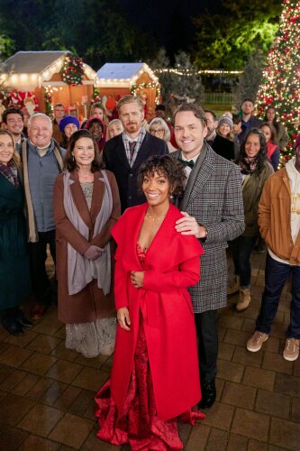 Reckless-Pictures-movie-Magic-In-Mistletoe