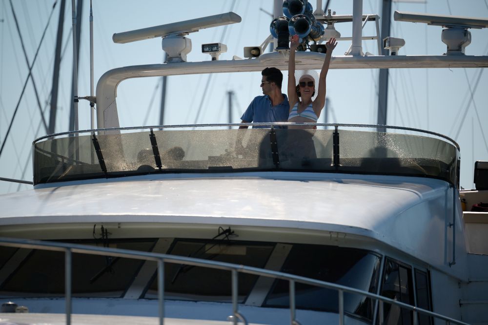 Reckless-Pictures-movie-Why-Cant-My-Life-Be-A-Rom-Com