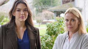 Reckless-Pictures-press-aimee-teegarden-doubts-herself-as-a-doctor-in-hallmarks-new-movie-heart-of-the-matter
